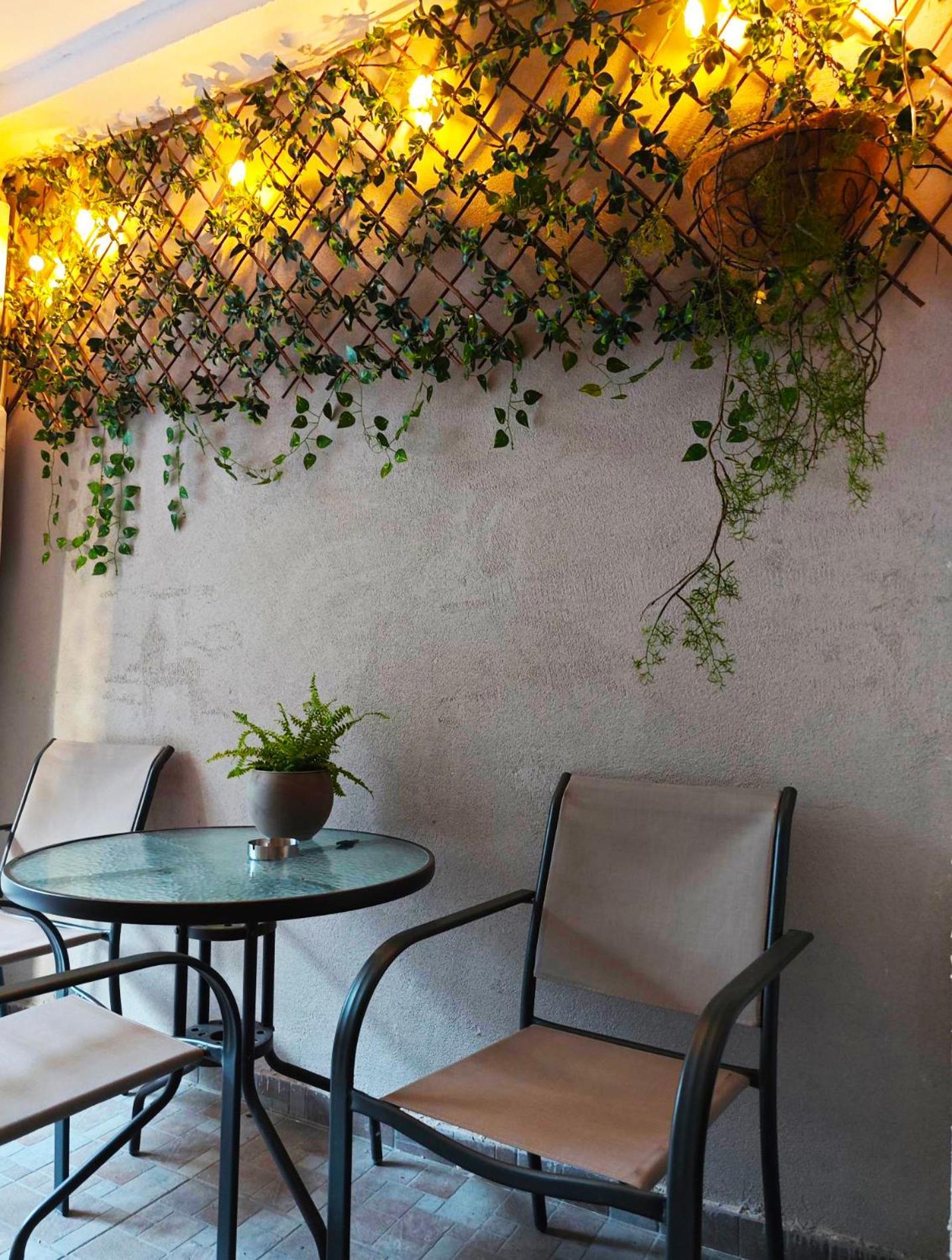 The Skeptic Home Thessaloniki Exterior photo